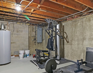 196 Rosedale Court - Photo Thumbnail 33