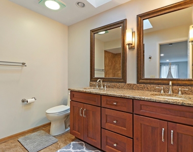 196 Rosedale Court - Photo Thumbnail 24