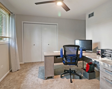 196 Rosedale Court - Photo Thumbnail 27