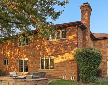 196 Rosedale Court - Photo Thumbnail 38