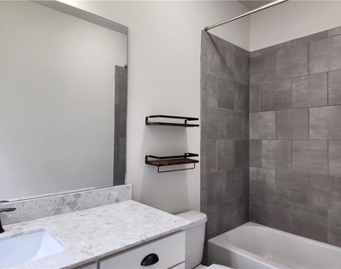 1323 Faircrest Way - Photo Thumbnail 14