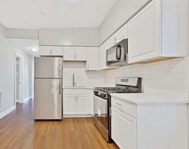 5144 S Hermitage Avenue - Photo Thumbnail 1