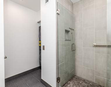 33 W Ontario Street - Photo Thumbnail 32