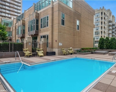 33 W Ontario Street - Photo Thumbnail 41