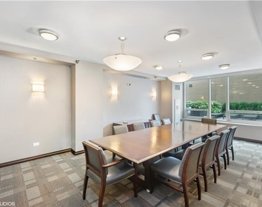 33 W Ontario Street - Photo Thumbnail 46