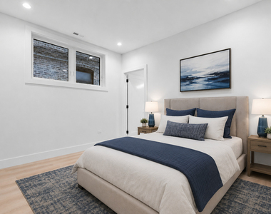 904 W Dakin Street - Photo Thumbnail 3