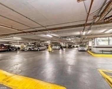 5415 N Sheridan Road - Photo Thumbnail 19