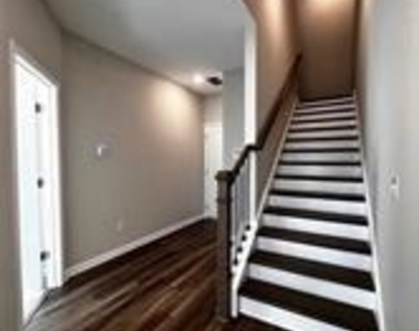 2568 Morehead Street - Photo Thumbnail 3