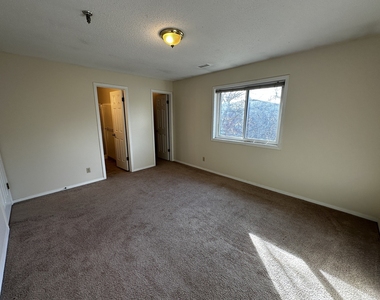 1340 Brook Street - Photo Thumbnail 6