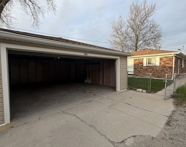 460 Hoxie Avenue - Photo Thumbnail 21