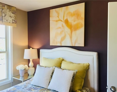 663 Greencrest Lane - Photo Thumbnail 4