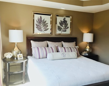 663 Greencrest Lane - Photo Thumbnail 5