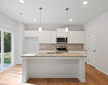 785 Summerwood Lane - Photo Thumbnail 11