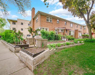 7248 N Ridge Boulevard - Photo Thumbnail 26