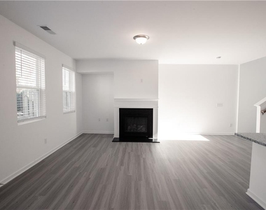 5935 Osgood Place - Photo Thumbnail 8