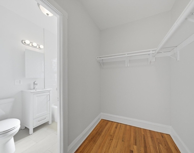 2706 N Spaulding Street - Photo Thumbnail 9