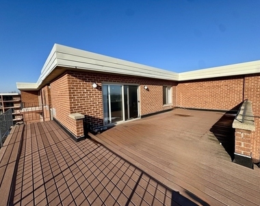 18 E Old Willow Road - Photo Thumbnail 17