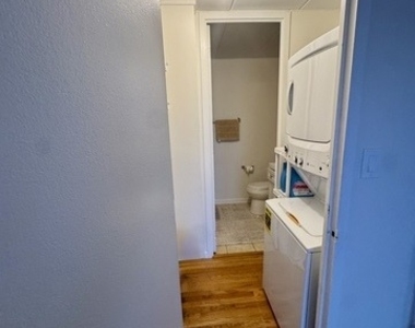18 E Old Willow Road - Photo Thumbnail 11