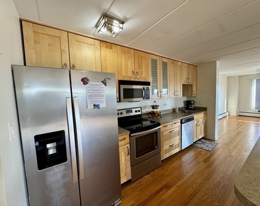 18 E Old Willow Road - Photo Thumbnail 6