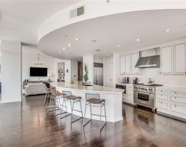 3325 Piedmont Road Ne - Photo Thumbnail 13