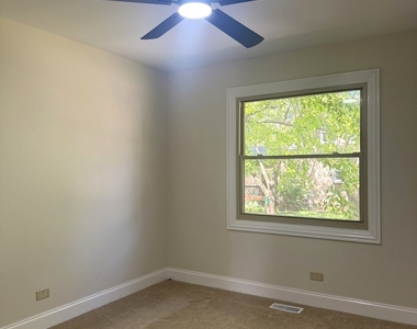 425 Carriage Hill Road - Photo Thumbnail 22