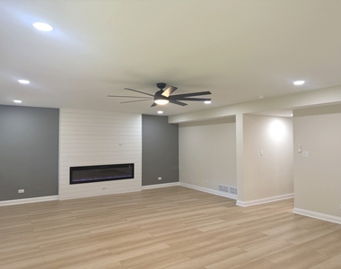 425 Carriage Hill Road - Photo Thumbnail 30