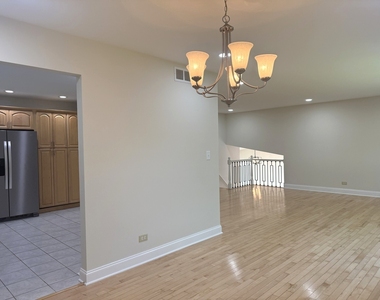 425 Carriage Hill Road - Photo Thumbnail 13