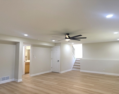 425 Carriage Hill Road - Photo Thumbnail 25