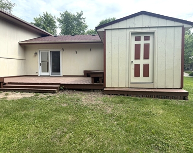 425 Carriage Hill Road - Photo Thumbnail 39