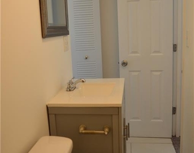 26 Main Street - Photo Thumbnail 14