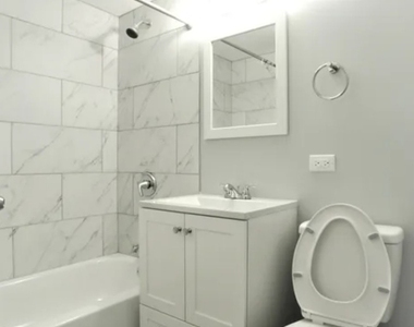 533 Green Oaks Court - Photo Thumbnail 3