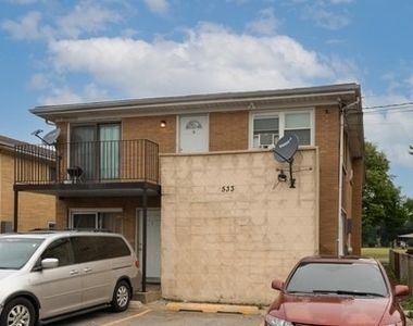 533 Green Oaks Court - Photo Thumbnail 1