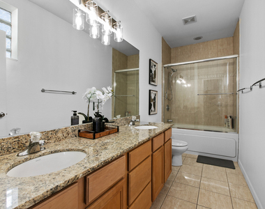 2249 W Monroe Street - Photo Thumbnail 17