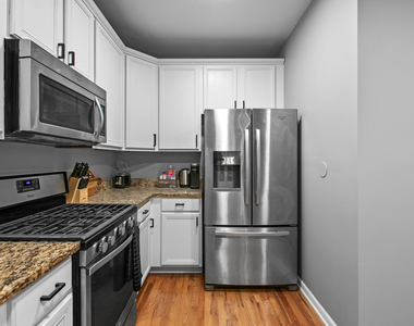 2249 W Monroe Street - Photo Thumbnail 10