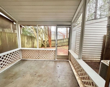 6418 Meadow Rue Drive - Photo Thumbnail 20