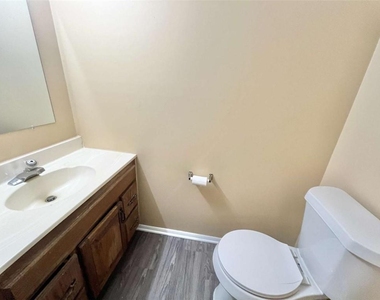 6418 Meadow Rue Drive - Photo Thumbnail 14