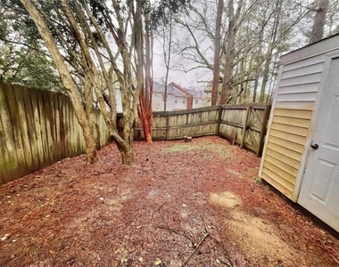 6418 Meadow Rue Drive - Photo Thumbnail 21