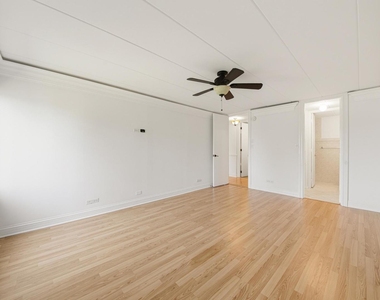 16 E Old Willow Road - Photo Thumbnail 13