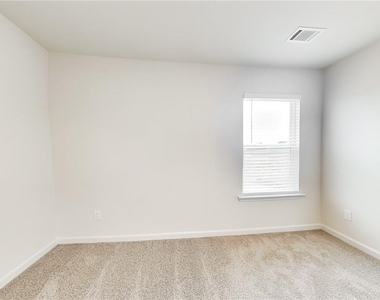 127 Avondale Boulevard - Photo Thumbnail 10