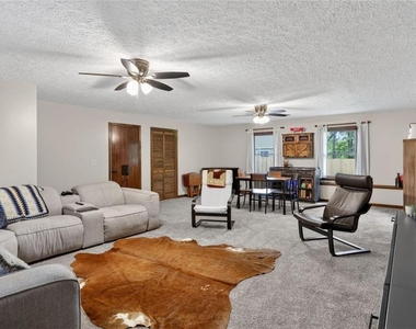 2562 Kennesaw Springs Court - Photo Thumbnail 8