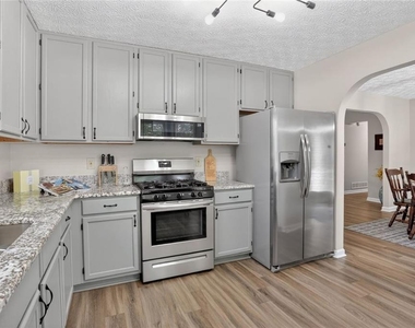 2562 Kennesaw Springs Court - Photo Thumbnail 14