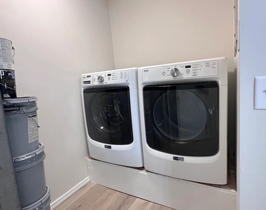 3305 Halifax Drive - Photo Thumbnail 9