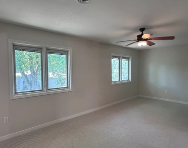 3305 Halifax Drive - Photo Thumbnail 15