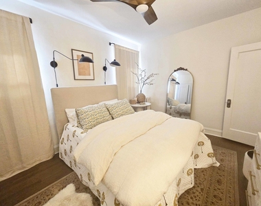 736 Hinman Avenue - Photo Thumbnail 9