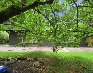 546 Allen Road Ne - Photo Thumbnail 34