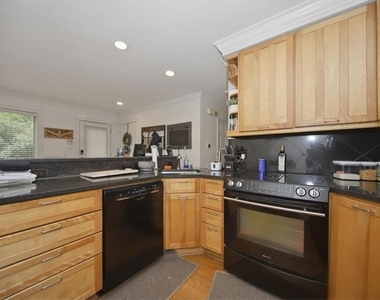 546 Allen Road Ne - Photo Thumbnail 12