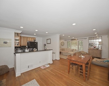 546 Allen Road Ne - Photo Thumbnail 7