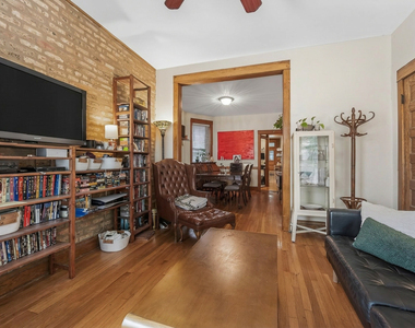 2520 N Saint Louis Avenue - Photo Thumbnail 2