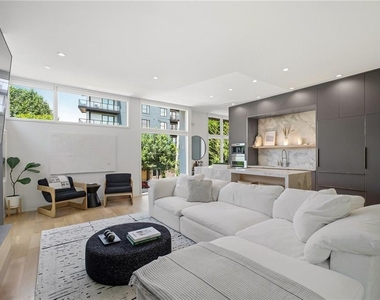 715 Ralph Mcgill Boulevard Ne - Photo Thumbnail 18