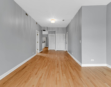 3421 W Armitage Avenue - Photo Thumbnail 3